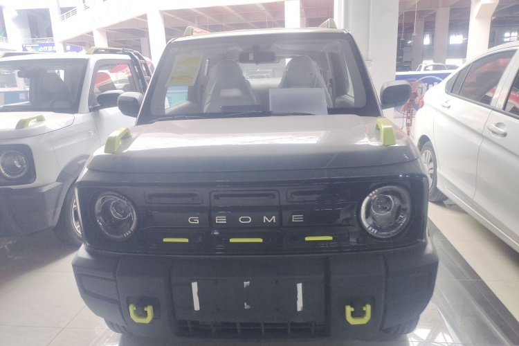 吉利银河 2025款 210km 熊猫骑士车身外观2