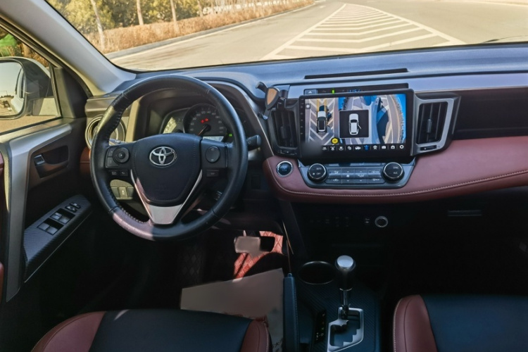 丰田 RAV4荣放 2015款 2.5L 自动四驱精英版中控内饰7006