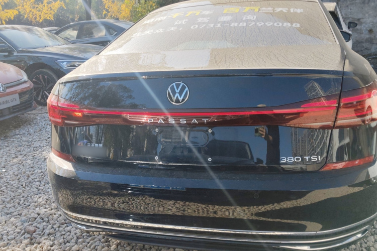 大众 帕萨特 2024款 380TSI 龙耀版车身外观6
