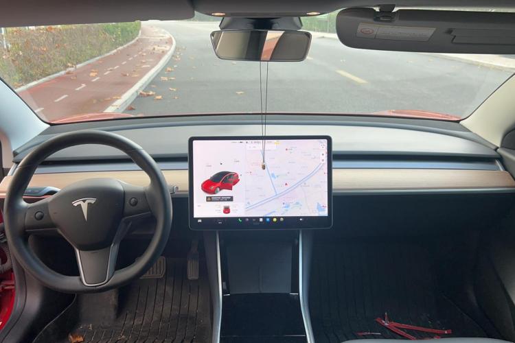特斯拉 Model 3 2019款 标准续航后驱升级版中控内饰7008