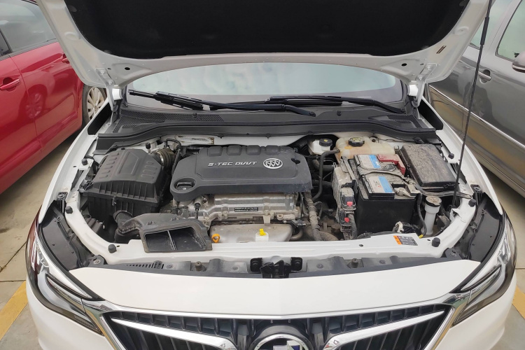 别克 英朗 2021款 改款 典范 1.5L 自动精英型机舱底盘24