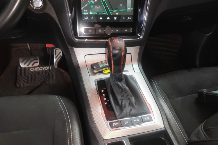 荣威RX5新能源 2017款 eRX5 50T 混动互联尊荣旗舰版局部细节18