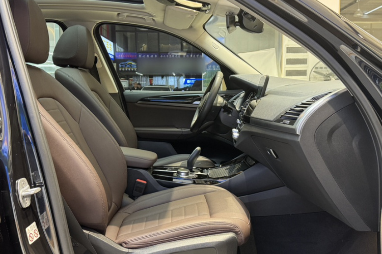 宝马X3 2019款 xDrive25i M运动套装中控内饰7002