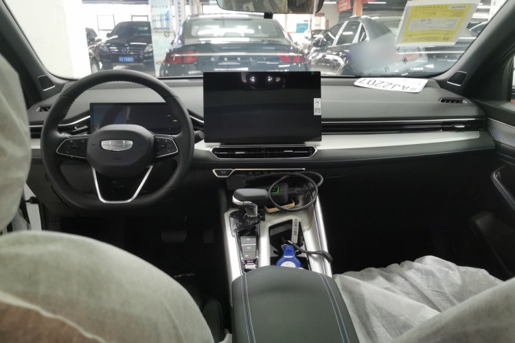 吉利汽车 星瑞 2025款 东方曜 1.5TD 昆仑版中控内饰12