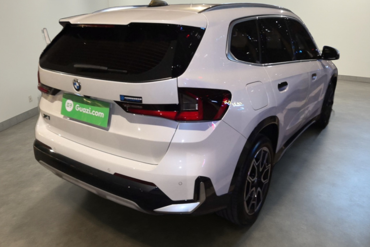 宝马X1 2023款 sDrive25Li X设计套装车身外观7