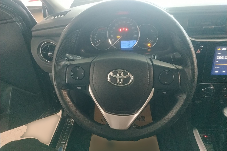 丰田 雷凌 2017款 改款 185T CVT精英版 国V局部细节13