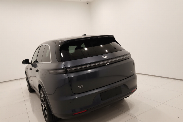 理想汽车 理想L7 2023款 Pro车身外观5