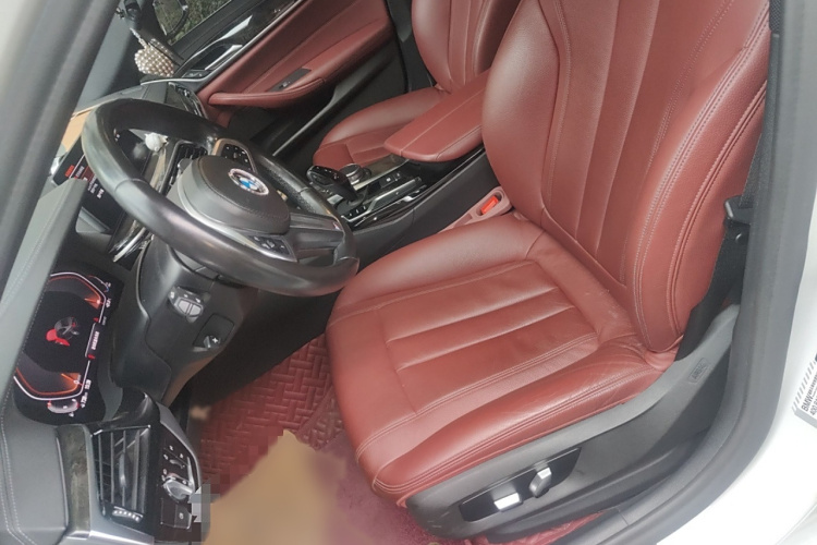 宝马5系 2020款 530Li 领先型 M运动套装局部细节19