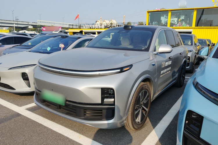 理想汽车 理想L8 2024款 Max车身外观1