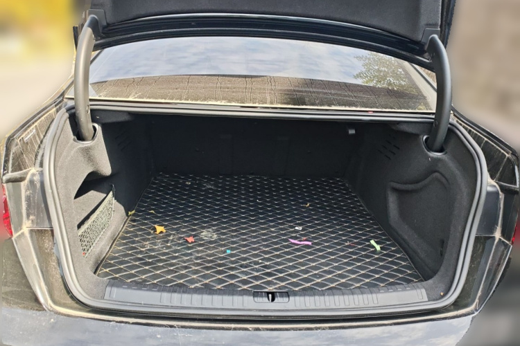 奥迪A6L 2023款 改款 45 TFSI 臻选动感型局部细节23