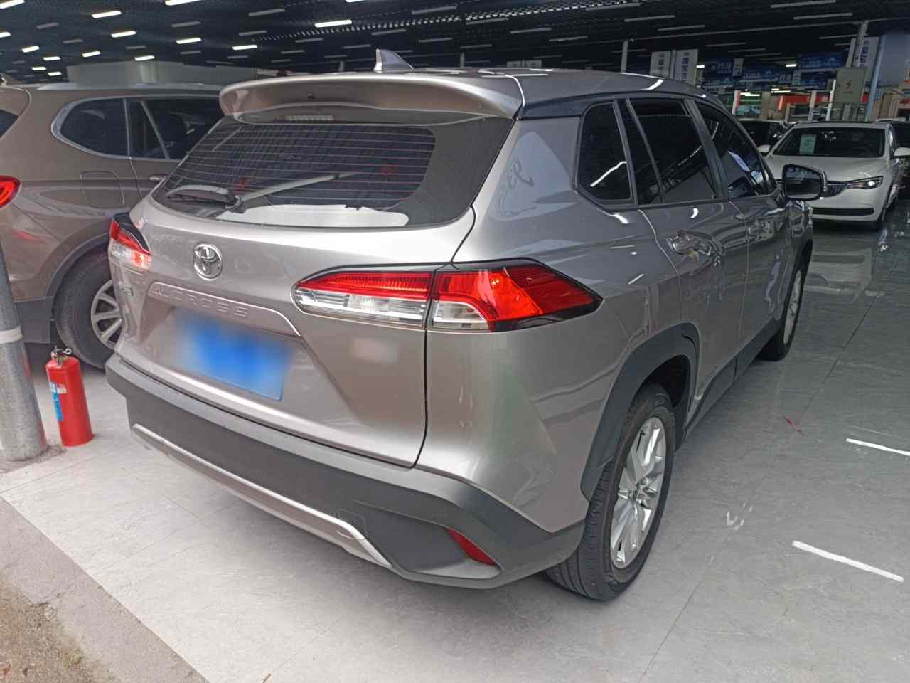 丰田 卡罗拉锐放 2024款 2.0L 先锋版(4)