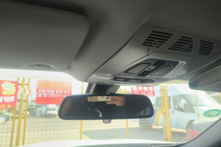 宝马3系GT 2016款 320i 时尚型中控内饰22