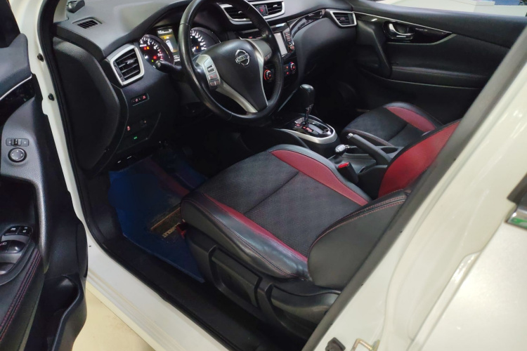 日产 逍客 2017款 2.0L CVT豪华版 国V局部细节19