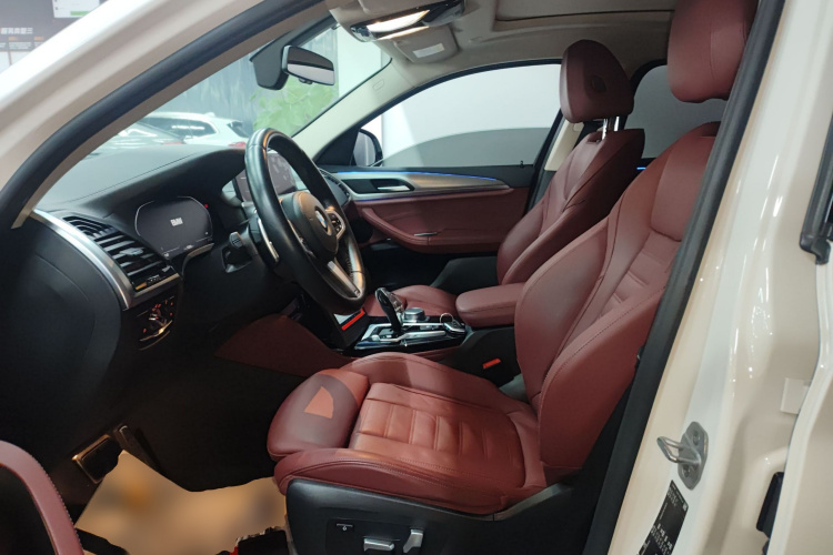 宝马X4 2021款 xDrive 25i M运动套装局部细节19
