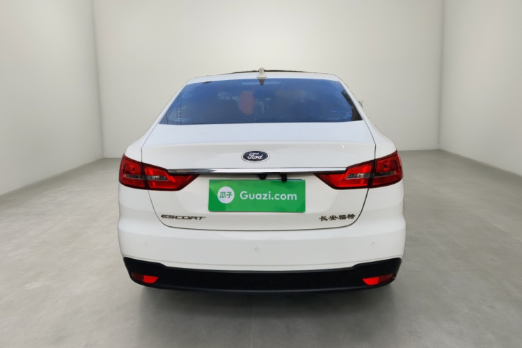 福特 福睿斯 2019款 改款 1.5L 自动悦享型 国VI车身外观6