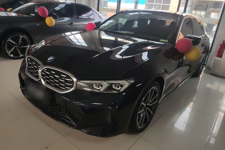 宝马3系 2023款 325Li M运动套装车身外观1