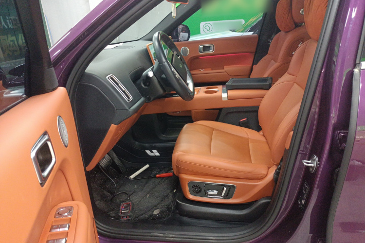 理想汽车 理想L9 2024款 Ultra中控内饰19