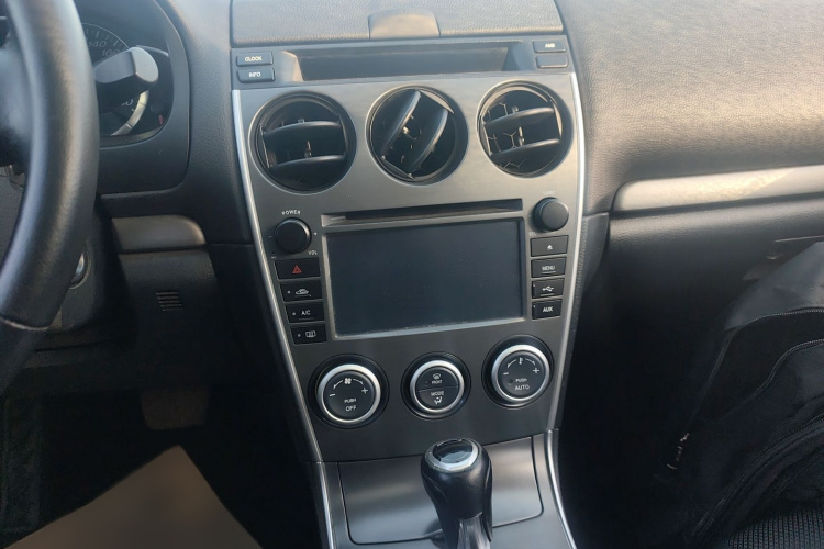 马自达6 2015款 2.0L 自动时尚型局部细节16