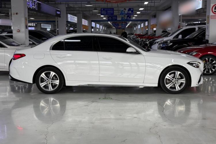 奔驰C级 2022款 改款 C 200 L 运动版车身外观6003
