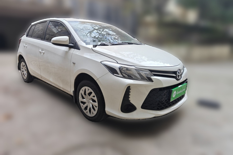 丰田 威驰FS 2021款 1.5L CVT锋驰版车身外观3