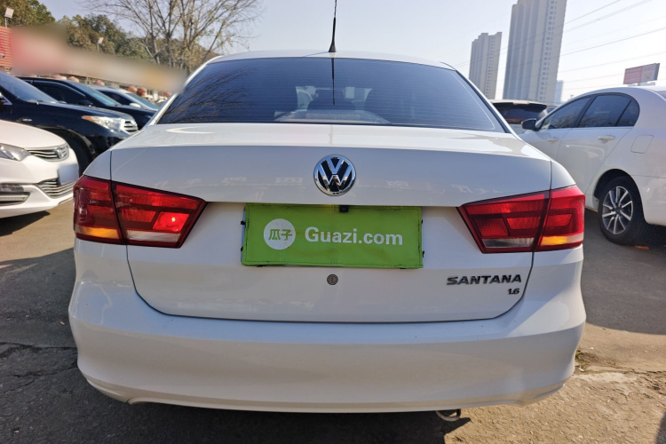 大众 桑塔纳 2015款 1.6L 自动风尚版车身外观6