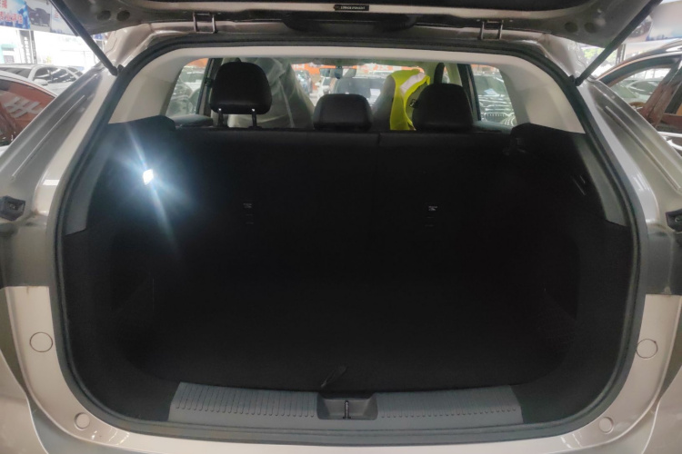 荣威RX5新能源 2023款 eRX5 超混舒享版机舱底盘23