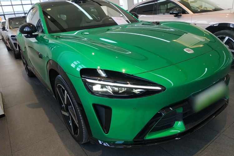 小米汽车 小米YU7 2025款 超长续航后驱版车身外观3