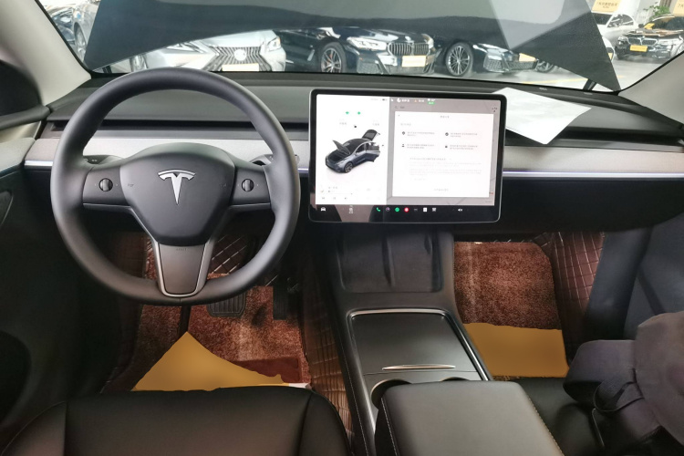 特斯拉 Model Y 2024款 后轮驱动版中控内饰12