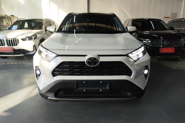 丰田 RAV4荣放 2023款 2.0L CVT两驱风尚Plus版车身外观2
