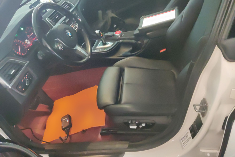 宝马3系GT 2020款 320i M运动套装局部细节19