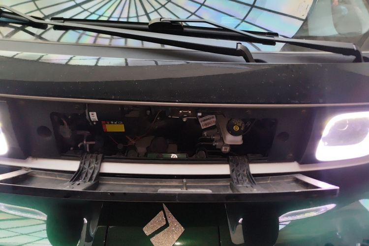 宝骏KiWi EV 2022款 设计师轻享版 三元锂局部细节24