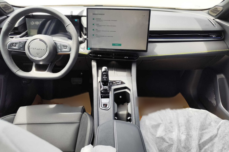 领克03 2026款 1.5TD DCT Halo中控内饰7001