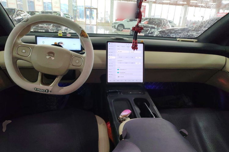 蔚来ET5T 2024款 75kWh Touring中控内饰12