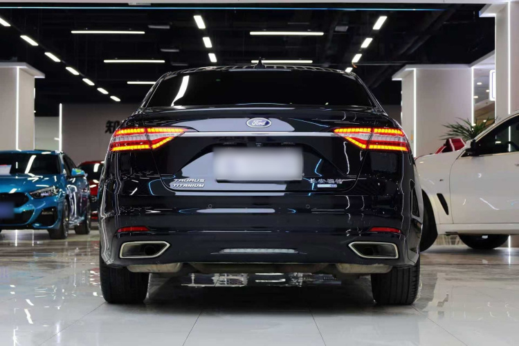 福特 金牛座 2019款 EcoBoost 245 尊享版车身外观6005