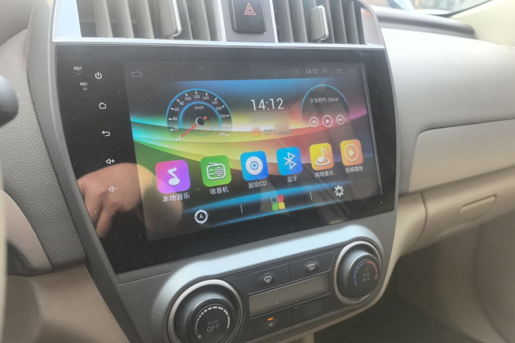 日产 轩逸 2012款 经典 1.6XE 手动舒适版中控内饰7001