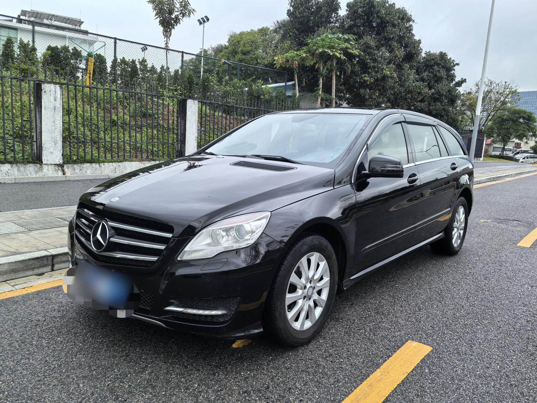 2015款 奔驰R级(进口) R320 4MATIC豪华型图片