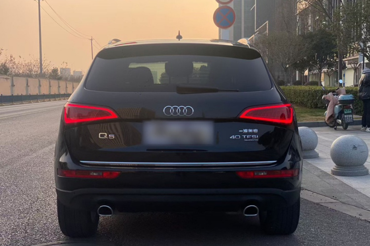 奥迪Q5 2017款 40 TFSI 舒适型车身外观6004