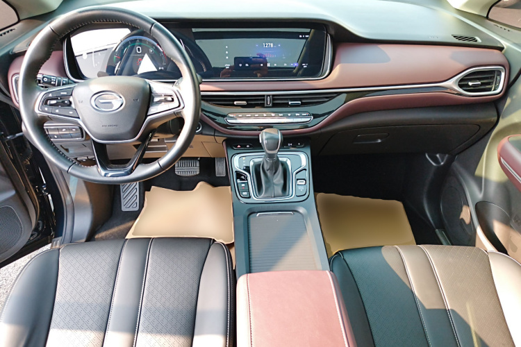 广汽传祺 传祺M6 2021款 PRO 270T DCT尊享版中控内饰12