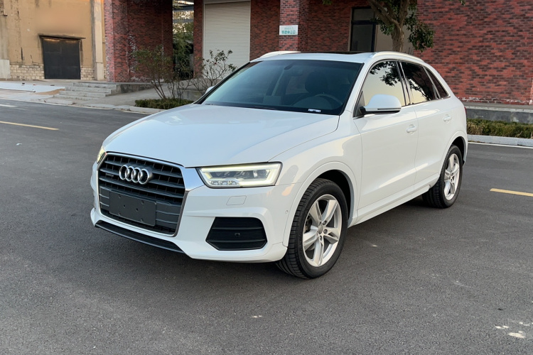 奥迪Q3 2017款 35 TFSI quattro 全时四驱风尚型车身外观1