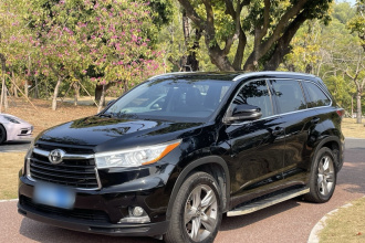 丰田 汉兰达 2017款 2.0T 两驱豪华版 7座