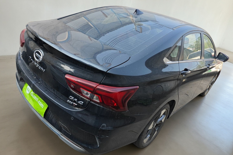 广汽传祺 传祺GA4 2018款 200T 自动尊享版车身外观7