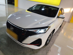 长安 逸动 2024款 PLUS 蓝鲸NE 1.4T GDI DCT高能版