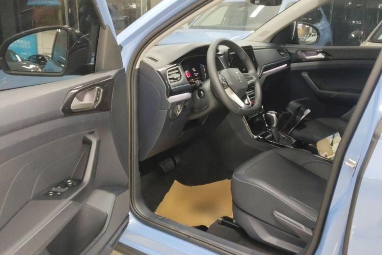 大众 途岳 2025款 新锐 300TSI 锐享版中控内饰20