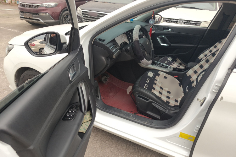 标致408 2020款 360THP 十周年纪念版中控内饰20