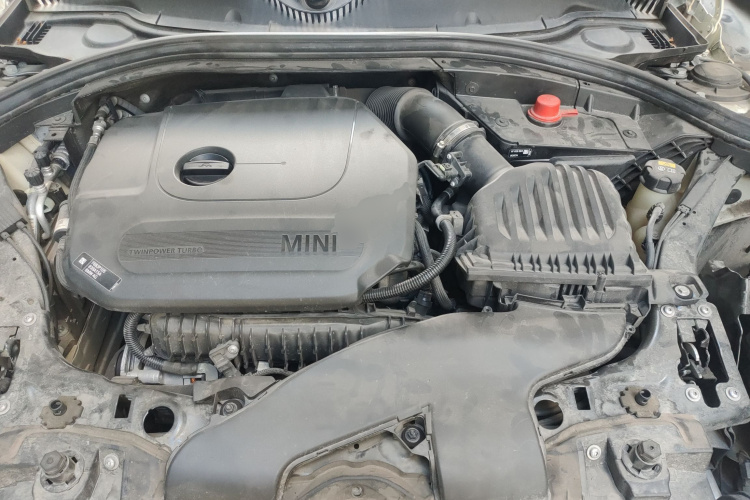 MINI Clubman 2023款 1.5T 白衬衫特别版局部细节24