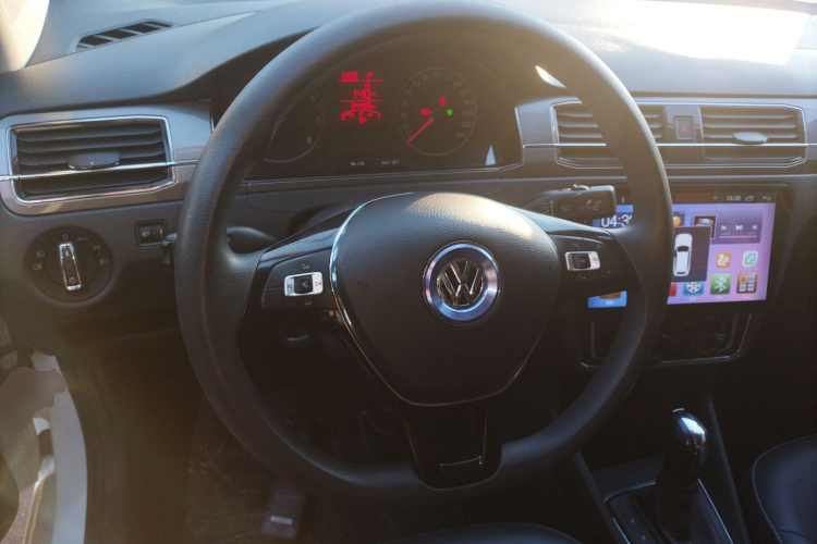 大众 桑塔纳 2016款 1.6L 自动舒适版中控内饰13