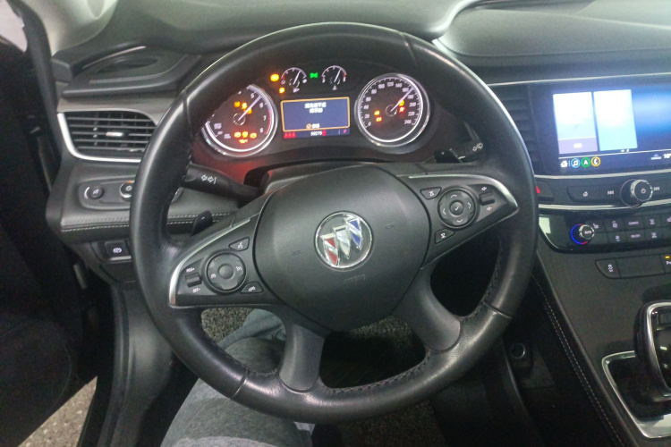 别克 君越 2021款 552T 豪华型中控内饰13