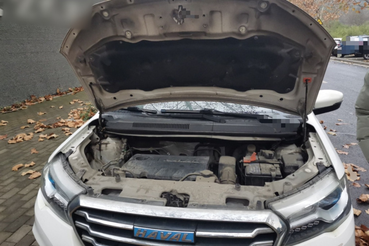 哈弗H1 2016款 蓝标 1.5L AMT都市型局部细节24