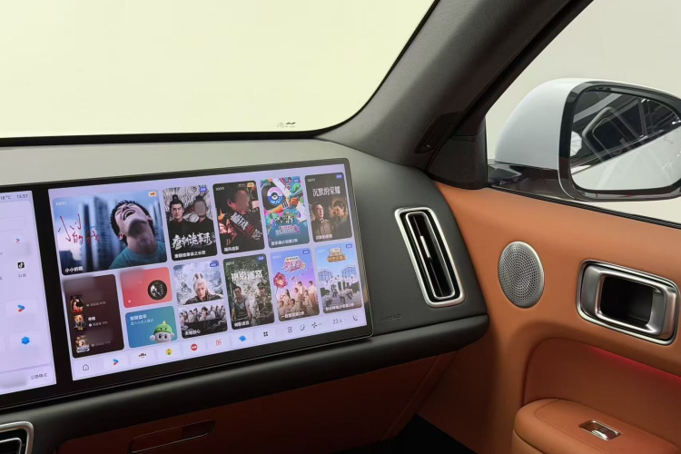 理想汽车 理想L6 2025款 Pro 智能焕新版中控内饰7004