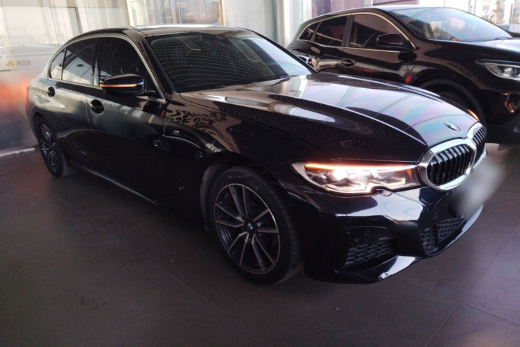 宝马3系 2020款 改款 325Li M运动套装车身外观3